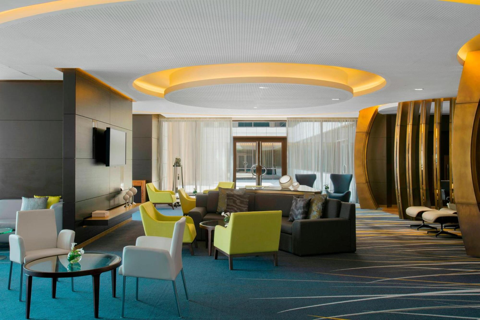 Chambre Lit King-Size Exécutive avec Accès au Salon Club Exécutif - Vue sur Ville
